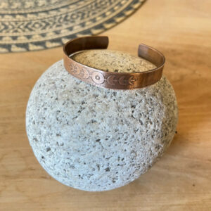Bracelet en cuivre massif, fait main en France – pièce unique