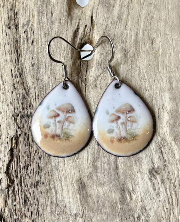 Boucles d'oreilles gouttes en émail sur cuivre, fait main en France - émaux sur cuivre